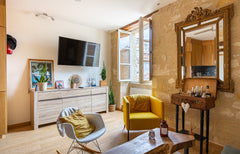 Luxury apartment in the amazing Bordeaux also known as "Port de la Lune". The ap Paris, France GuestReady Charming apartment in the heart of the Entire rental unit vacation rental 53091154