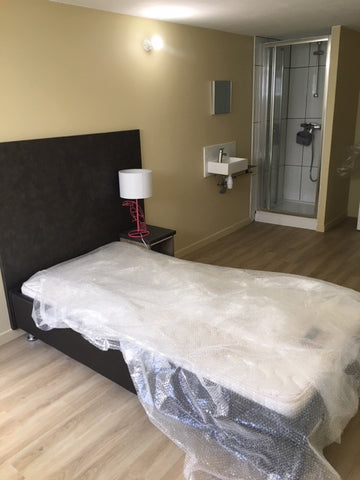 Située à TALENCE à proximité des transports, la géolocalisation de cette maison  Bordeaux, France Chambre neuve avec salle de bain privée Private room in home vacation rental 43523392