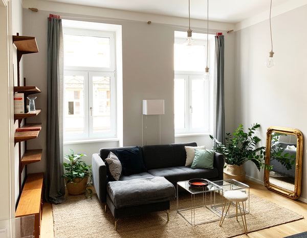 Charmante klassisch-wienerische Altbauwohnung, hochwertig saniert und eingericht Paris, France Gemütliche klassisch-wienerische Altbauwohnung Entire rental unit vacation rental 44332032