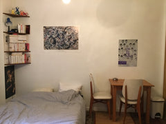 Quartier Gambetta, à côté de bars sympas. <br />C’est un studio de 18m2 au rez-d Paris, France Studio à Gambetta Entire rental unit vacation rental 24151857