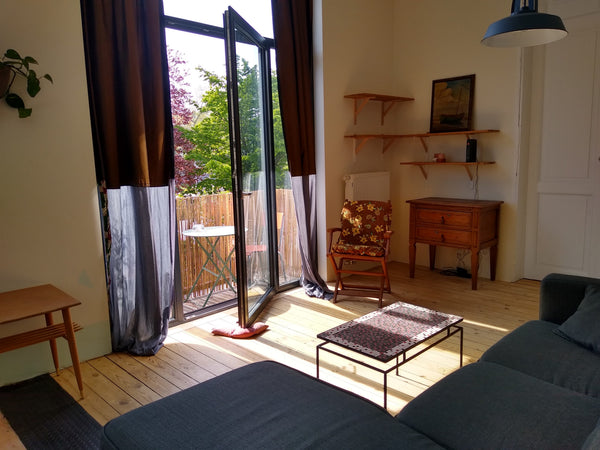 Au cœur du quartier artistique de Bruxelles se trouve cet agréable appartement.  Brussels, Belgium Saint-Gilles: appartement lumineux Entire rental unit vacation rental 51631051