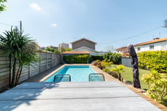 This house of 110 square meters is MAGNIFICENT, has a GARDEN and a SWIMMING POOL Bordeaux, France Magnificent Villa Of 110m² With Pool And Garden Entire home vacation rental 615814367719615848