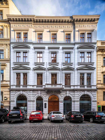 - TOP LOCATION in the CENTRE of Prague<br />- BIG TERRACE<br />- UNIQUE ATMOSPHE Prague, Czechia 2BED Apartment + Balcony, AC, Free Parking Entire rental unit vacation rental 45211058