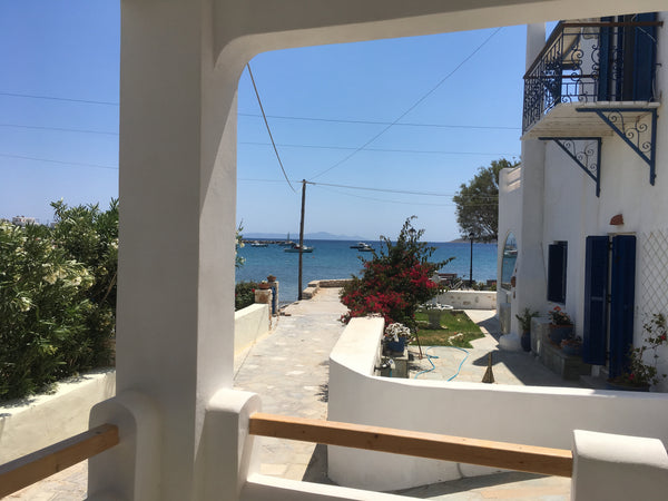 This modern house at Barewake’s Place, is a 48 sq.m. space including a bedroom w Greece Modern Cycladic Apt + Seafront View ~ South Paros Cycladic home vacation rental 24420866