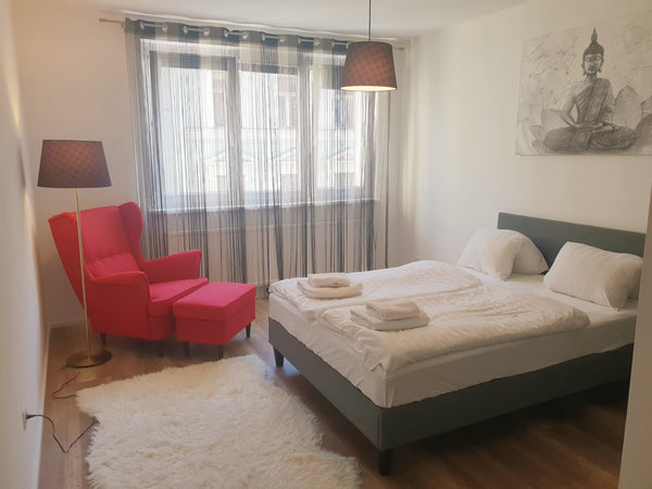 Hello and welcome to Vienna! <br />Our brand new (!) apartment has an outstandin Vienna, Austria Freshly renovated, awesome location, quiet, comfy Entire rental unit vacation rental 37222604