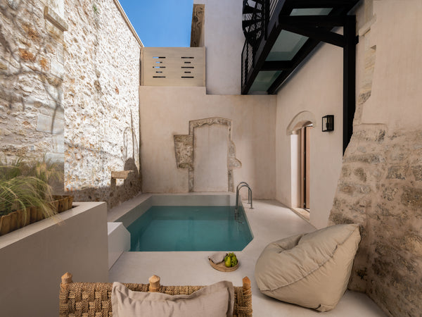 Newly built boutique hotel unit in the heart of Retymno Old City with high stand  Sutor Manor boutique hotel / Dlx room Room in boutique hotel vacation rental 49284219