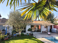 Logement indépendant 50 m2 avec piscine urbaine (sur terrain des propriétaires)  Taillan-Médoc, France Maison avec piscine aux portes de Bx + Médoc-Océan Entire guesthouse vacation rental 560651267975017362