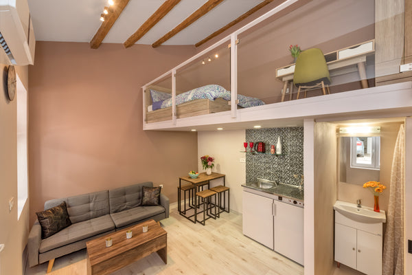 Bright and modern, Rea Studios offer a perfect home base for your exploration of  Rea Studio 1 with Private Parking Entire loft vacation rental 34489151