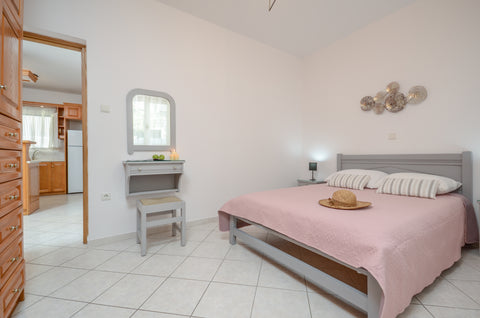 Aelia Vacation Home, just 70m from the famous Saint George Beach and a step away  Aelia Vacation Home, 70m from Saint George Beach Entire rental unit vacation rental 36204222