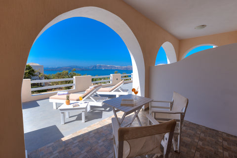 AKROTIRI APARTMENTS is built with respect to traditional local architecture and  Greece Apartment with Caldera and Volcano view 2(Jacuzzi) Entire rental unit vacation rental 13295271