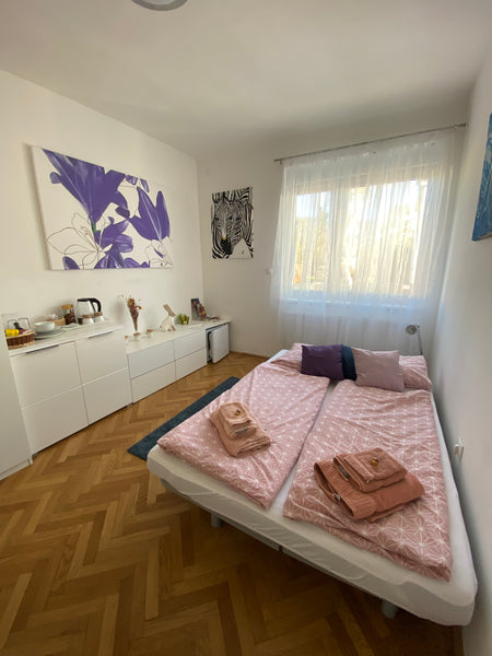 Vienna, Austria tiny cosy room with bathroom in a house, parking Private room in home vacation rental 51395281