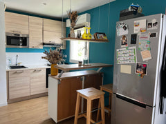 Hello and welcome to this bright and quiet apartment, ideal for a young couple o Bordeaux, France Flat close to train station and airport Entire rental unit vacation rental 21904257