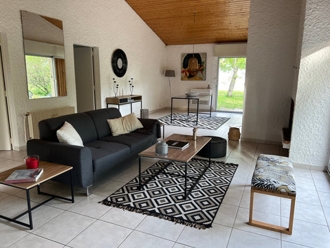 Bienvenue dans une charmante maison dans un lieu unique ! Maison familiale, lumi Pessac, France Maison chaleureuse au calme à Pessac centre Entire home vacation rental 644218698859105147