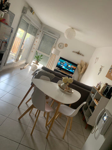 Simplifiez-vous la vie dans ce logement paisible et central. Cet appartement est Villenave-d'Ornon, France appartement cosy , avec terrasse et parking Entire rental unit vacation rental 691140870962792965