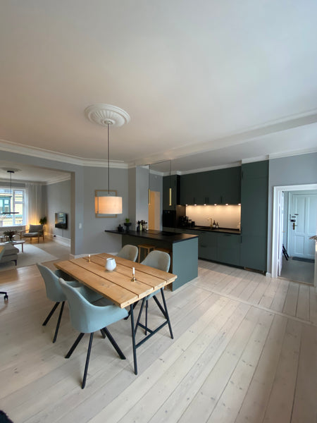 Welcome to our beautiful apartment nearby the famous Lakes area in the very cent  Classic apartment in Cph City  (couple friendly) Entire condo vacation rental 677493905652833487