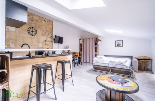 Idéal pour découvrir Bordeaux !<br />L'appartement est situé dans le centre hist  Cœur de Bordeaux Entire rental unit vacation rental 33646574