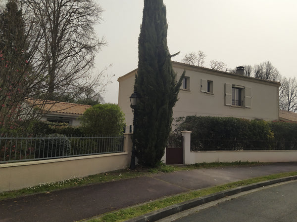 Gradignan, France Agréable studio neuf dans belle propriété privée Entire guesthouse vacation rental 571805355908152656