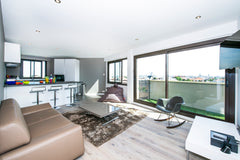 Ce trois-pièces de 65 m3 ultra moderne et design entièrement équipė dominant la  Noumea, New Caledonia Appartement surplombant la ville Entire rental unit vacation rental 2029668