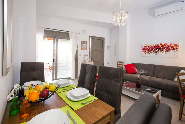 Modern appartment for 4 persons, at the center of the small city of Kissamos, cl  Elidaki Entire rental unit vacation rental 24569068