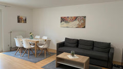 Vergiss deine Sorgen – in dieser geräumigen und ruhigen Unterkunft. Vienna, Austria Tolles Apartment inkl. Frühstück nahe Linie U1 Entire rental unit vacation rental 663624056681922782