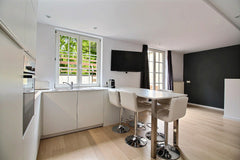 Charmant logement de 100m² avec parking!  Charmant logement de 100m² avec parking! Entire rental unit vacation rental 38670731