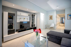 Fully renovated and furnished apartment(may 2019) in a modern style, located on  GR Leo's home Entire rental unit vacation rental 35271060