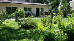 Je vous accueille dans ma maison spacieuse  sur un terrain agréable ,vous serez  Villenave-d'Ornon, France L ATELIER DE PATRICK Entire home vacation rental 3681295