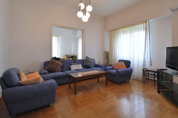 Spacious and comfortable flat with easy access to historical centre:National Gar Venice, Veneto, Italy CENTRAL SPACIOUS, BRIGHT FLAT next to Evangelismos Entire rental unit vacation rental 6049558