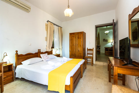 A traditional made of stone apartment with an amazing view of both sea and mount Rethimnon, Greece ENASTRON 2 Entire rental unit vacation rental 39981663