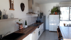 Our apt is calm, big, full of light, located on the top floor, air conditioned,  Bordeaux, France B new, top floor, terrace, AC, views Cité du Vin! Entire condo vacation rental 19378383