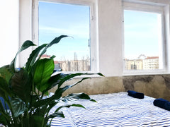 Bright design studio apartment in the center of Vienna, near Schwedenplatz.<br / Vienna, Austria Bright design studio apartment near Schwedenplatz Entire rental unit vacation rental 42244600