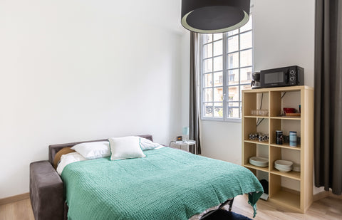 In the heart of Bordeaux on the main shopping street, my 22m2 studio will be per  GuestReady - Airy Studio in Capucins - Victoire Entire rental unit vacation rental 43903282