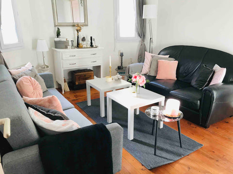 Profitez de ce bel appartement calme spacieux dans le quartier des Chartrons.<br Bordeaux, France Appartement cosy et calme aux Chartrons Entire rental unit vacation rental 557256649931682373