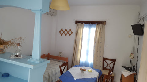 Apartment  for 2-3 persons, with 2 single beds. En-suite bathroom with shower, a Greece Amorgos One Bedroom Apartment Private room in rental unit vacation rental 10890782