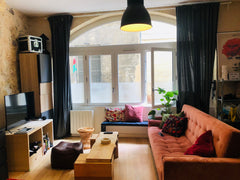 Localisation ultra centrale, car situé en plein coeur du quartier UNESCO de Bord Lyon, France Superbe appartement avec patio en hyper centre Entire rental unit vacation rental 627490176790846692