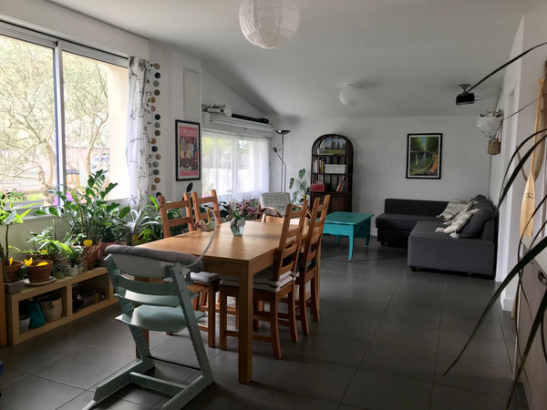 Notre maison, de plain pied, est petite mais lumineuse et au calme. Elle dispose Le Bouscat, France Maison lumineuse au Bouscat Entire home vacation rental 628841955786567162