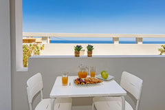 Stylish, tastefully decorated Apartment, steps from the beach and the town's fam Heraklion, Greece ★ Explore the City from our home ★ 5' to beach Entire rental unit vacation rental 41944514