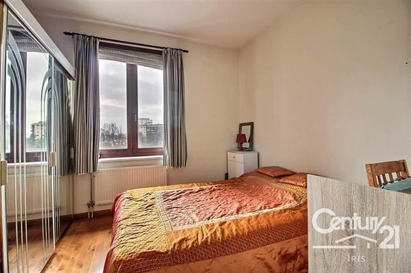 proche de transport, une vue exceptionnelle. Vous apprécierez mon logement pour  Evere, Belgium Room hote Brussels Evere near nato,ec,sap,airport Private room in bed and breakfast vacation rental 15461318