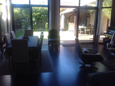 Proche de toute commodités , grande maison en pierre rénovée, avec jardin, terra Talence, France Spacieuse Maison d'architecte Entire home vacation rental 11135281