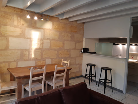 Appartement 2 chambres, sur 2 niveaux, situé dans le quartier Nansouty à Bordeau Bordeaux, France Appartement 2 chambres Bordeaux Entire rental unit vacation rental 34166771