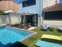 Cette double échoppe ensoleillée de 170m2 (quartier calme de saint augustin), av Bordeaux, France Grande maison proche centre ville Entire home vacation rental 7591190