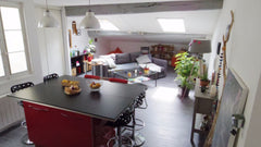 Grand T2 de 53m² en plein centre ville (Pey Berland/Saint Projet) au 4ème et der Bordeaux, France T2 en plein centre Entire rental unit vacation rental 19070180