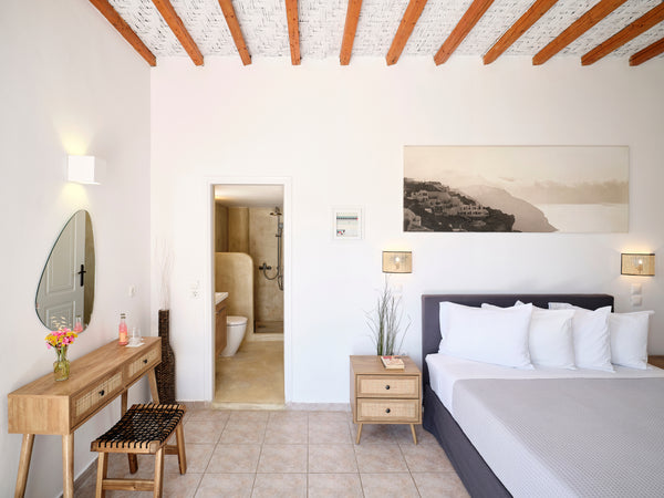 My space is suitable for couples,activities for one person and business people<b Greece Milaki - Superior Double Private room in home vacation rental 13384034