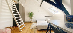 Ruime duplexkamer in hartje Gent.<br /><br /><b>The space</b><br />Ruime duplexk  Privé slaapkamer in centrum Gent Private room in condo vacation rental 673677860114590617