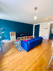 L' appartement se situe au 1er étage d' un immeuble en pierre dans le centre his Bordeaux, France Appartement grand standing hyper-centre bordeaux 💙 Entire rental unit vacation rental 45361121