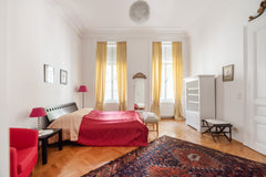 The apartment newly renovated with a modern touch keeping its historic and antiq Vienna, Austria modern meets antique in this city center apartment Entire rental unit vacation rental 14317486