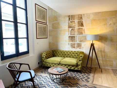 Venez profiter d'un logement typique et atypique dans le centre de Bordeaux. Vou Bordeaux, France Échoppe bordelaise de charme avec 1parking gratuit Entire townhouse vacation rental 545618092200595869