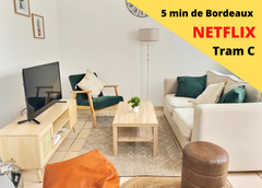 Welcome to our T3 house located in the heart of Bouscat, Ravezies district, at t Bordeaux, France Maison de Standing - Le Bouscat - Tram C - Netflix Entire home vacation rental 45606806