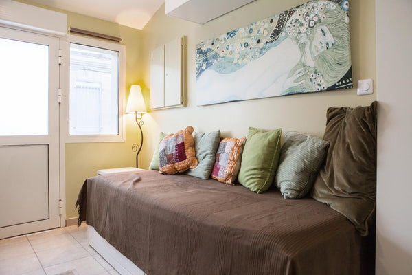 Nice, cosy, bright and completely new, studio apartment (18m2) located in a quie Talence, France Bordeaux nice studio Entire rental unit vacation rental 8516425