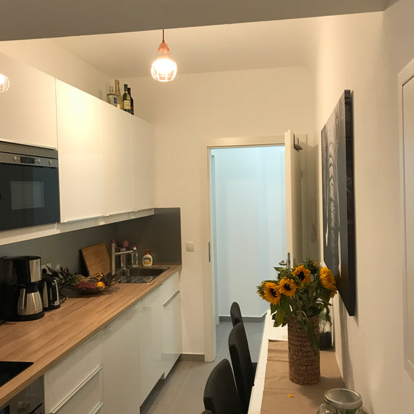 LOCATION<br />- Short walking distance to all the major sites<br />- Subway in o Vienna, Austria Min. 1 month Best Location 3 rooms, 2 bath´s/WC´s Entire rental unit vacation rental 17828662